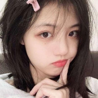 女机械人